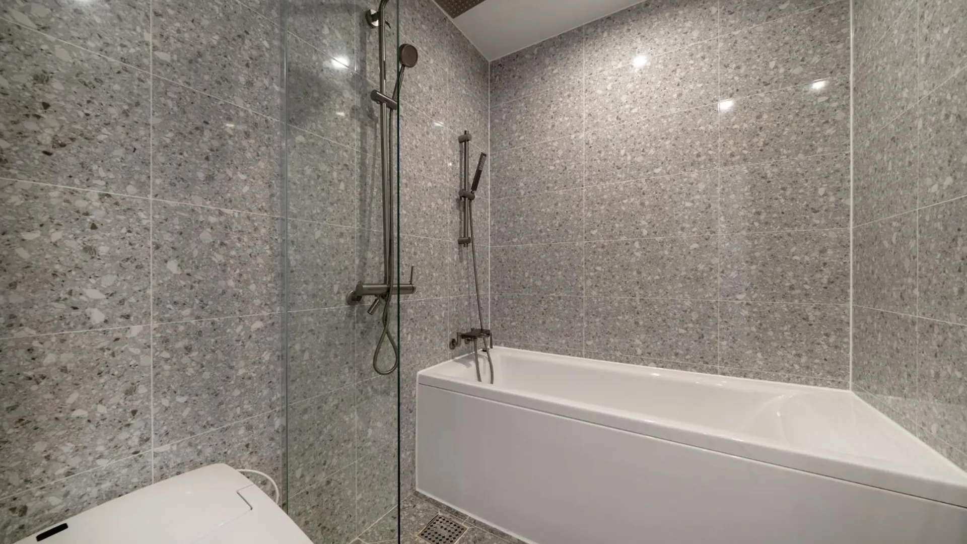 H Avenue Incheon Seogu Hotel