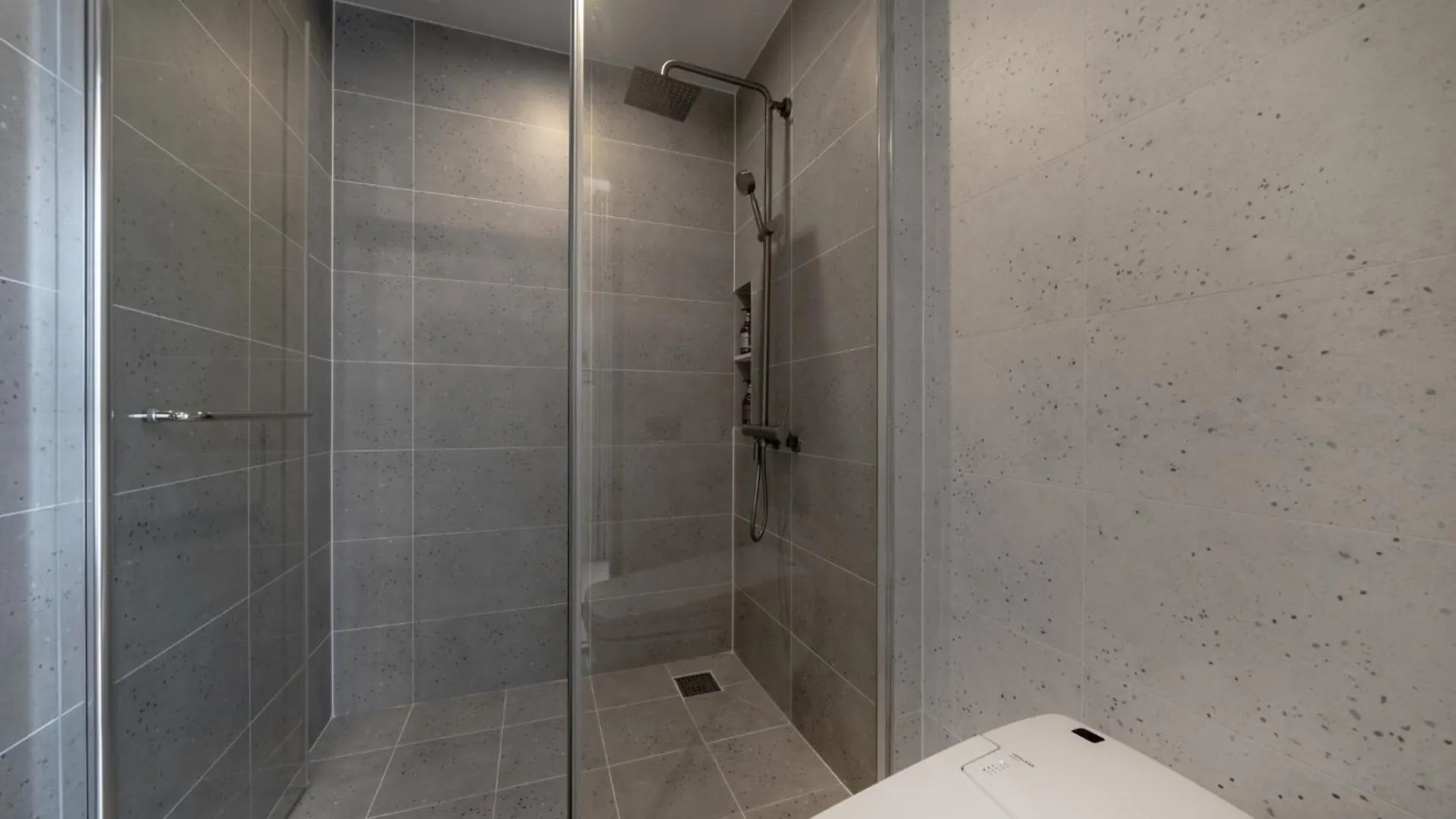 H Avenue Incheon Seogu Hotel